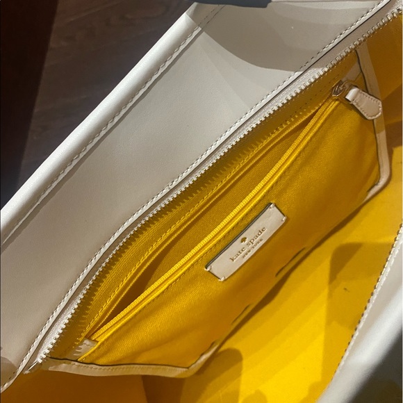 Kate Spade Street Yellow Striped Tote Bag authentic - Picture 3 of 7